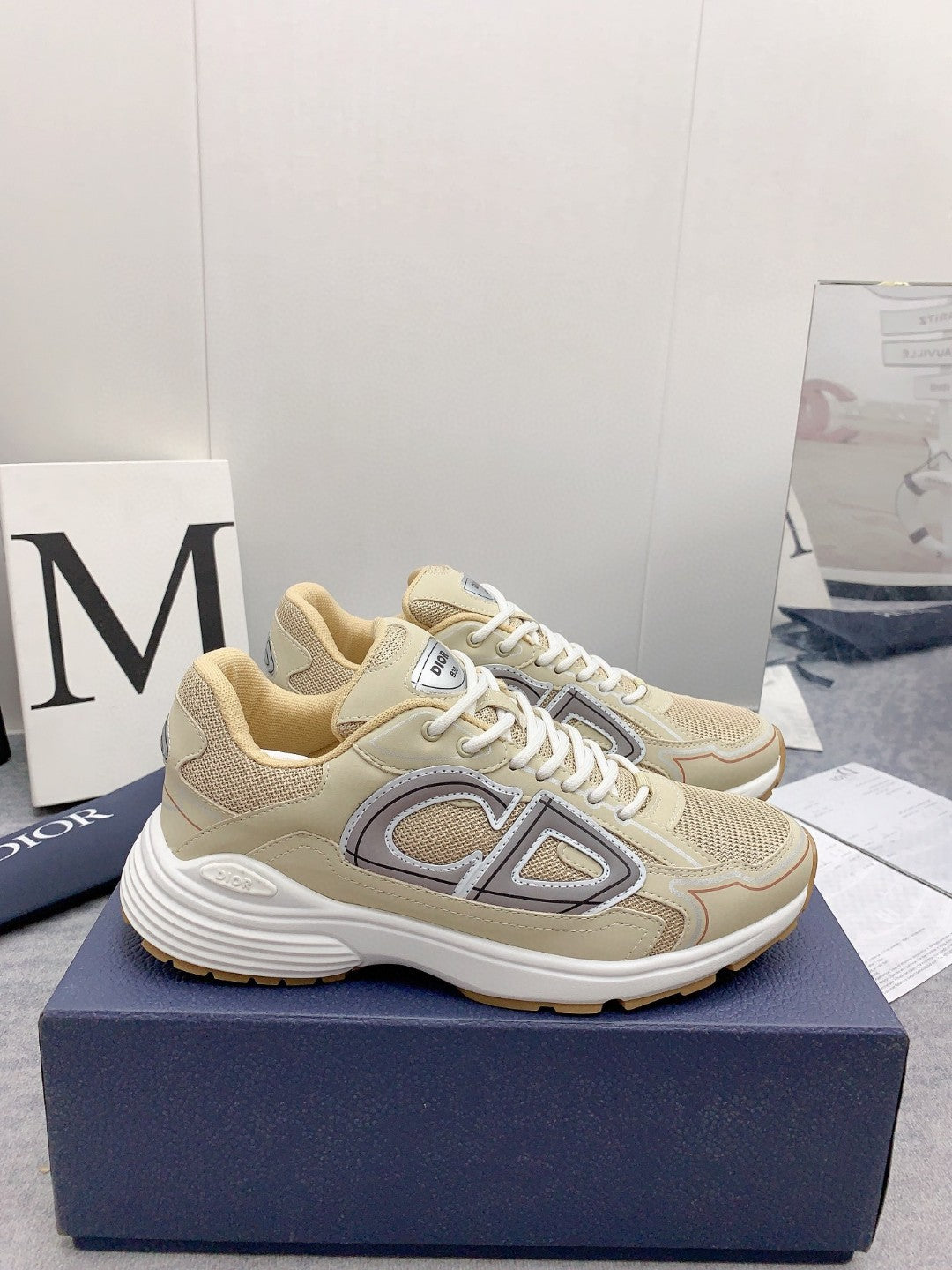 Dior B30 (15 variants)